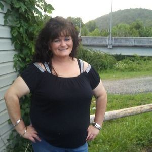 Meet your Posher, Ella